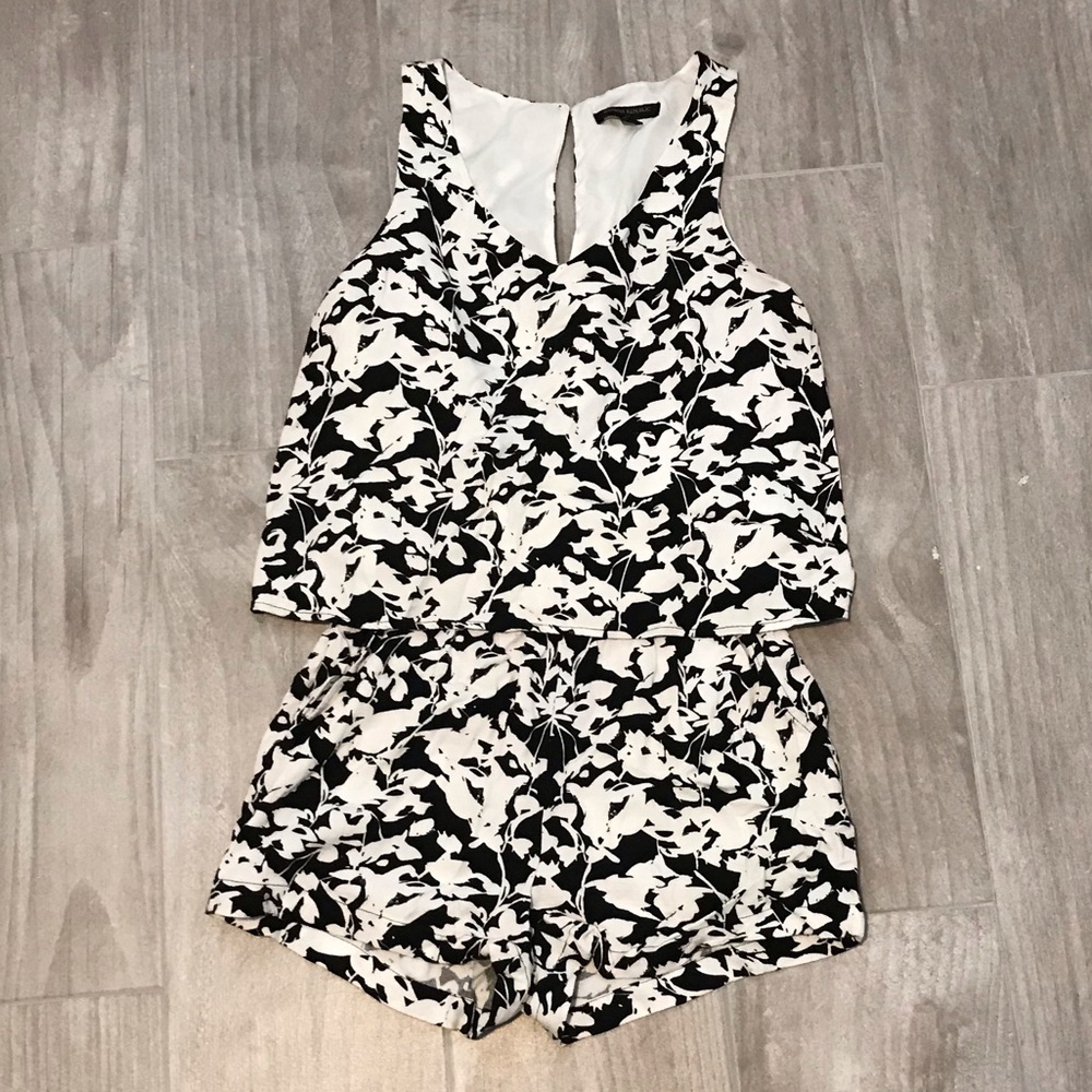 Black and White Banana Republic Floral Romper